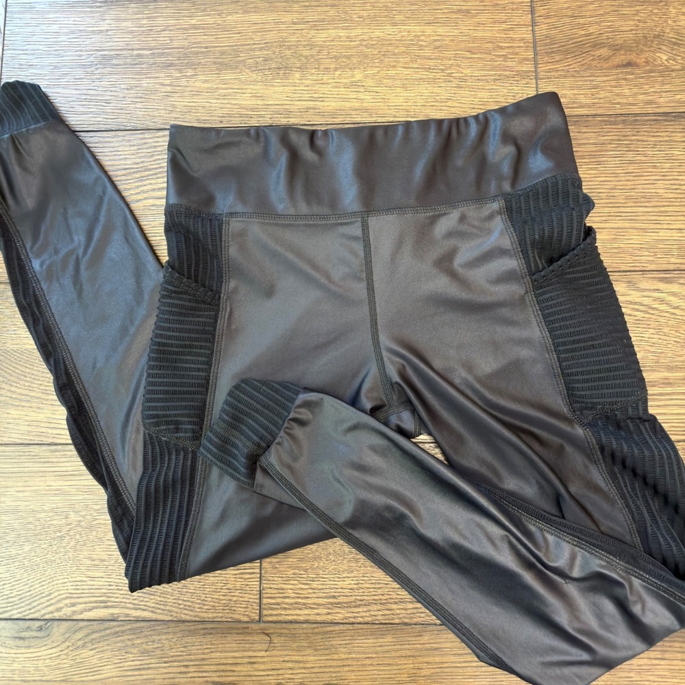 Alala Black Coated Moto Jogger Leggings with Ribbed Mesh Panels Size M